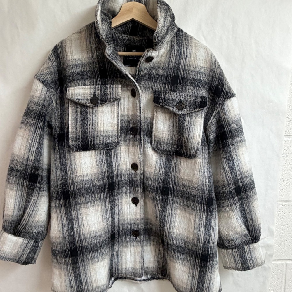 Bagatelle Collection Grey White Plaid Button Shacket‎ Shirt Jacket Cozy Warm S